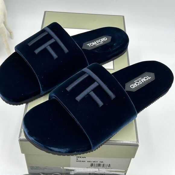 Men’s Tom Ford ocean blue velvet slippers size 9, made in Italy - Picture 1 of 9